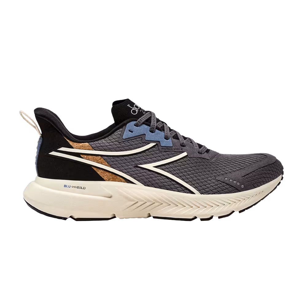 Diadora Mythos Blushield Volo 4 2030 Steel Grey