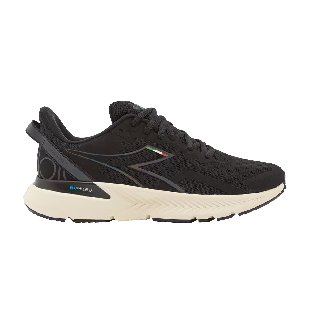 Diadora Mythos Blushield Volo Hip 3 Black Whisper White
