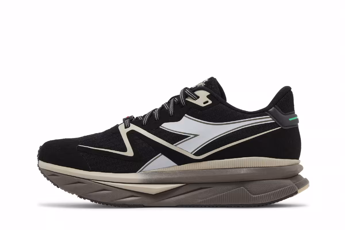 Diadora Atomo V7000 Black Smoke Grey, view 4