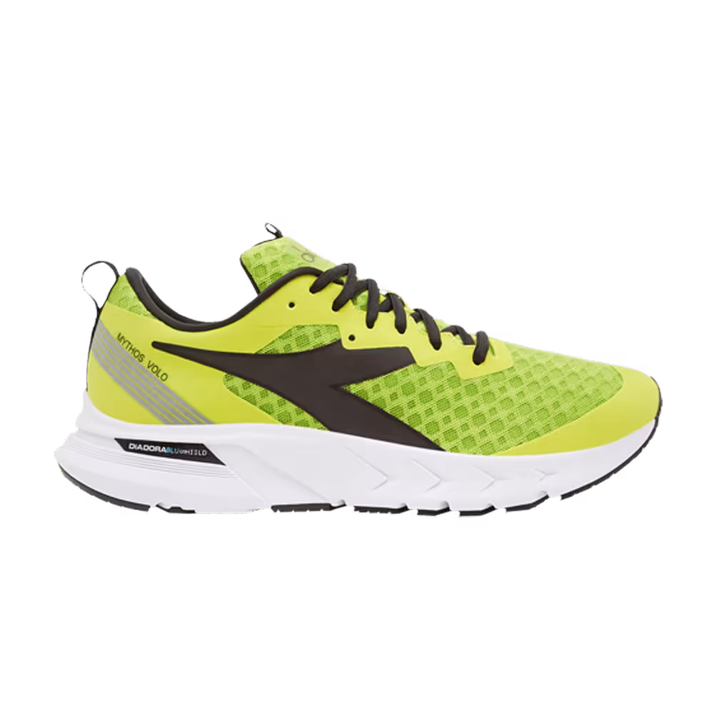 Diadora Mythos Blushield Volo Lime Green