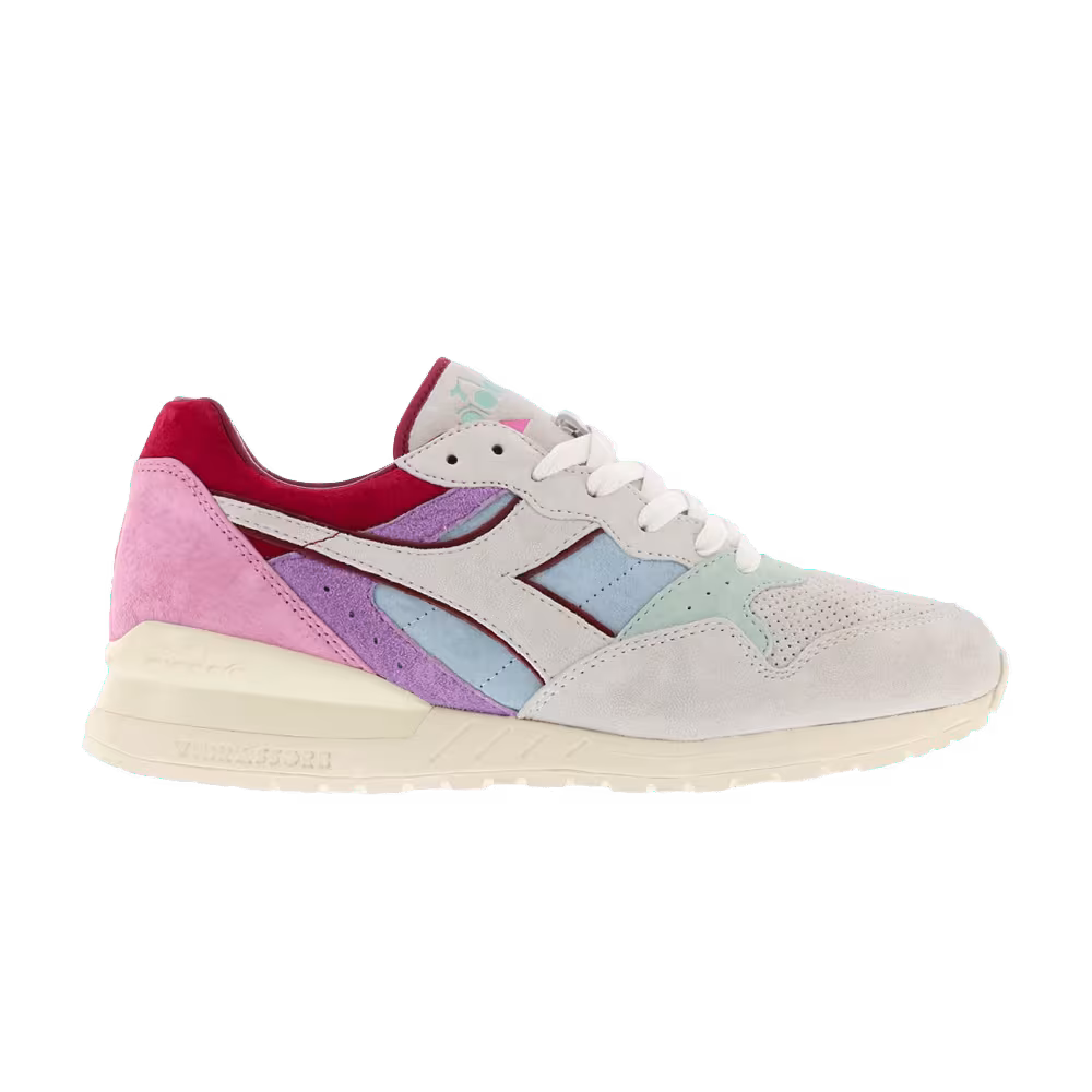 Titolo x Diadora Intrepid Five Almonds