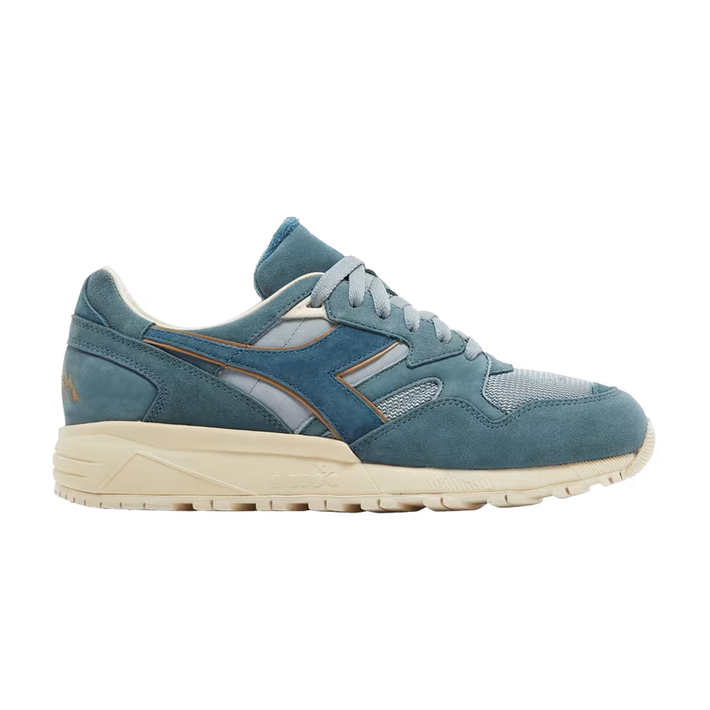 Packer x Diadora N9002 Molveno