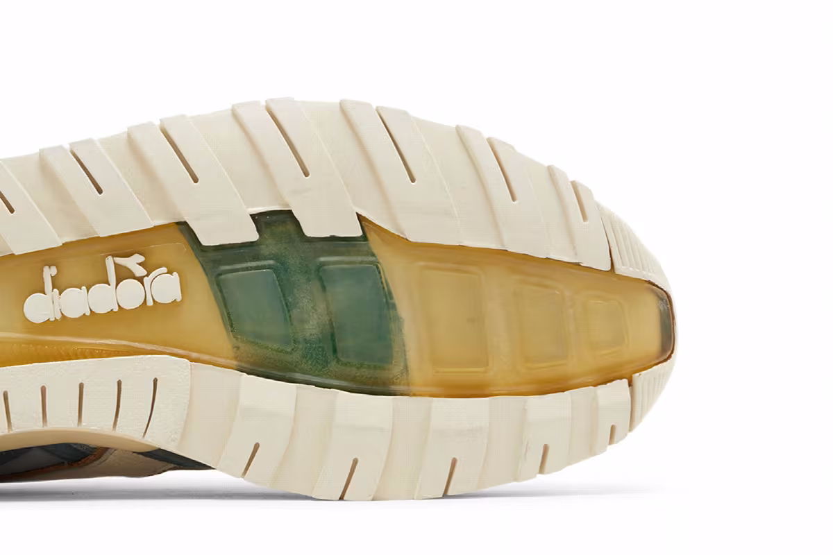 Packer x Diadora N9002 Molveno, view 6