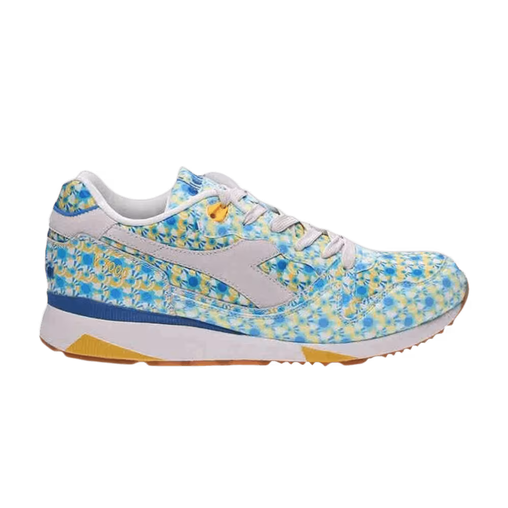 Diadora V7000 Futurism - Blue Bell