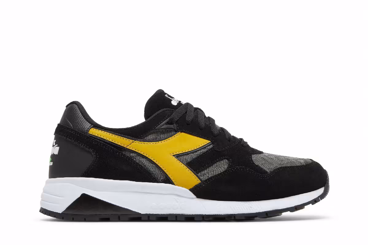 Diadora N9002 Lux Black Rich Gold, view 2