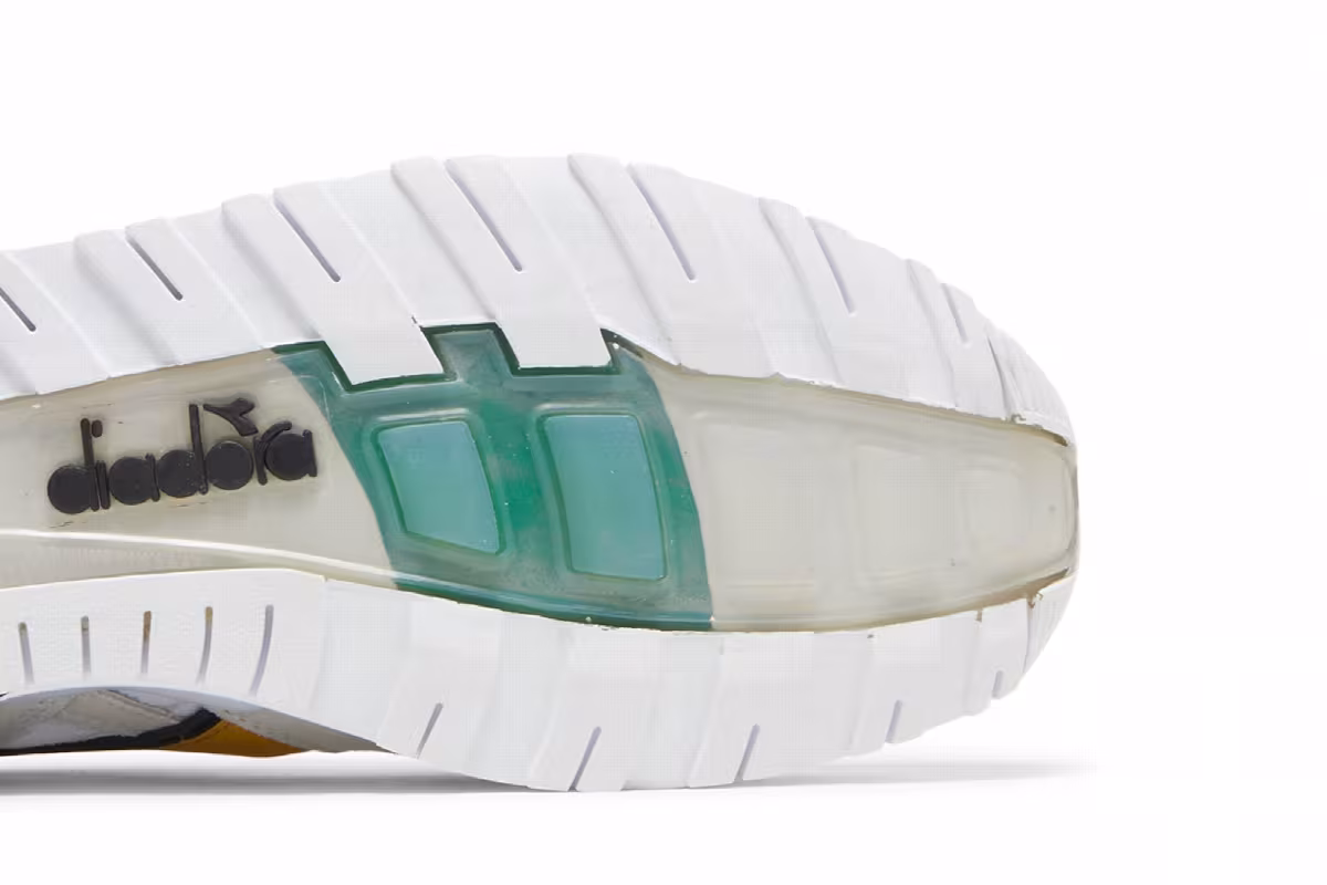 Diadora N9002 Lux White Rich Gold, view 6