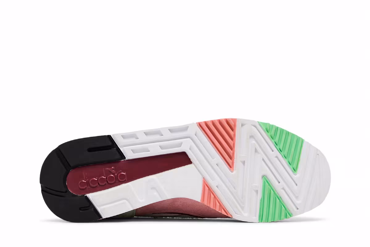 Diadora AFEW x V7000 Highly Addictive Special Box, view 5