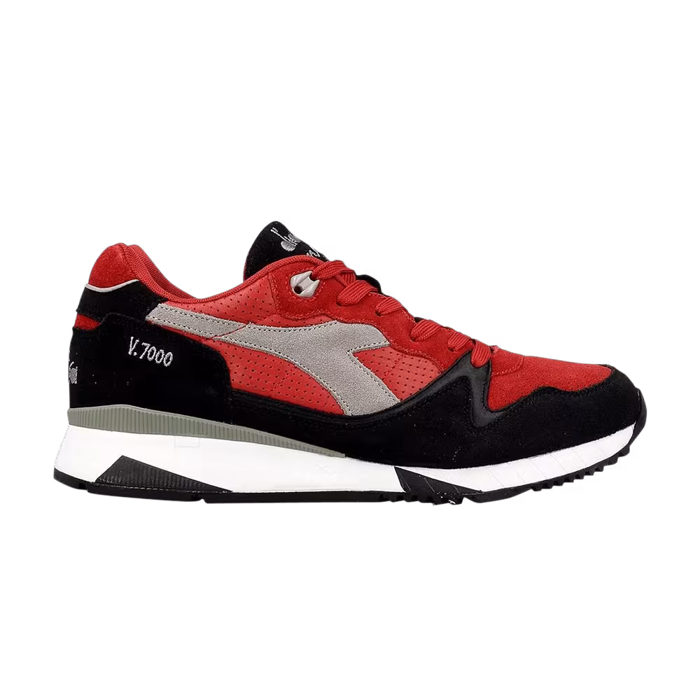 Diadora V7000 Premium Chili Pepper
