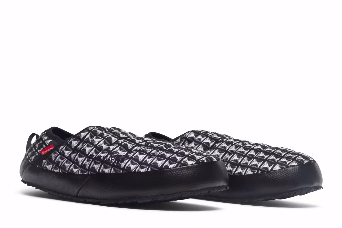 Supreme x The North Face Traction Mule Black Studded Print, view 9
