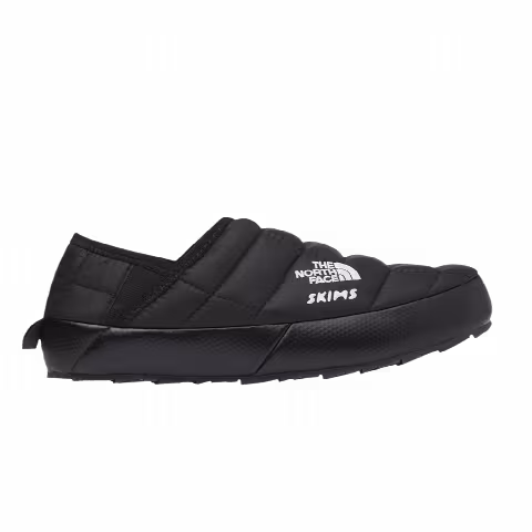 SKIMS x The North Face Wmns Thermoball Traction Mule 5 'Onyx'