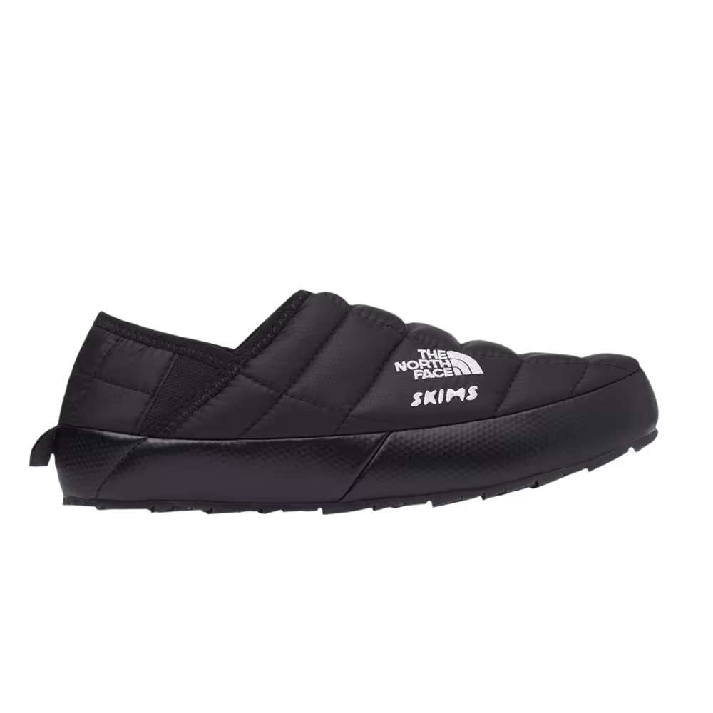 SKIMS x The North Face Women's Thermoball Traction Mule 5 Onyx