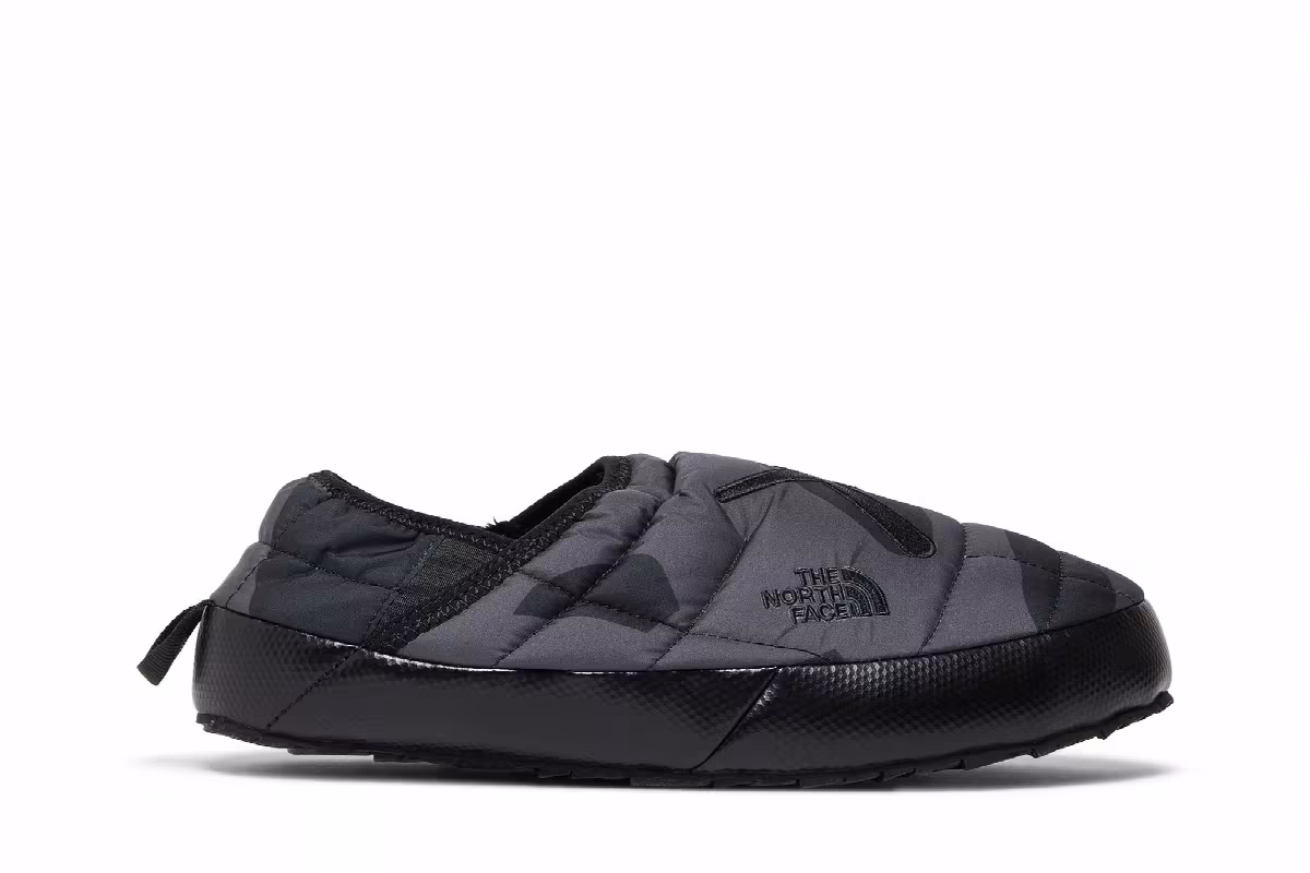 KAWS x The North Face ThermoBall Traction Mule VP Black Camo, view 2