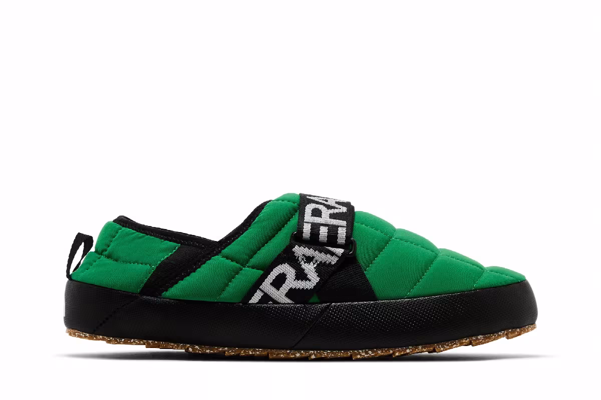The North Face Online Ceramics x Sherpa Traction Mule Green Gum, view 2