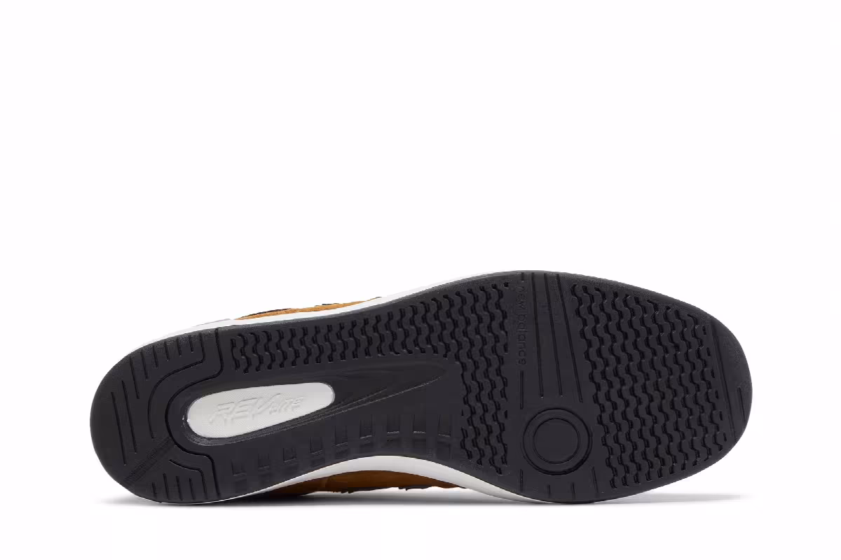 New Balance 574 2E Wide Brown Black, view 5