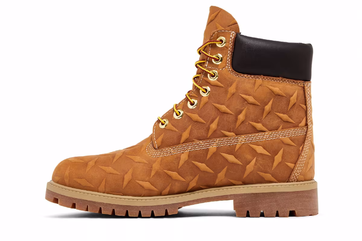 Supreme x Timberland 6 Inch Premium Waterproof Boot Embossed Diamond Plate - Wheat, view 4