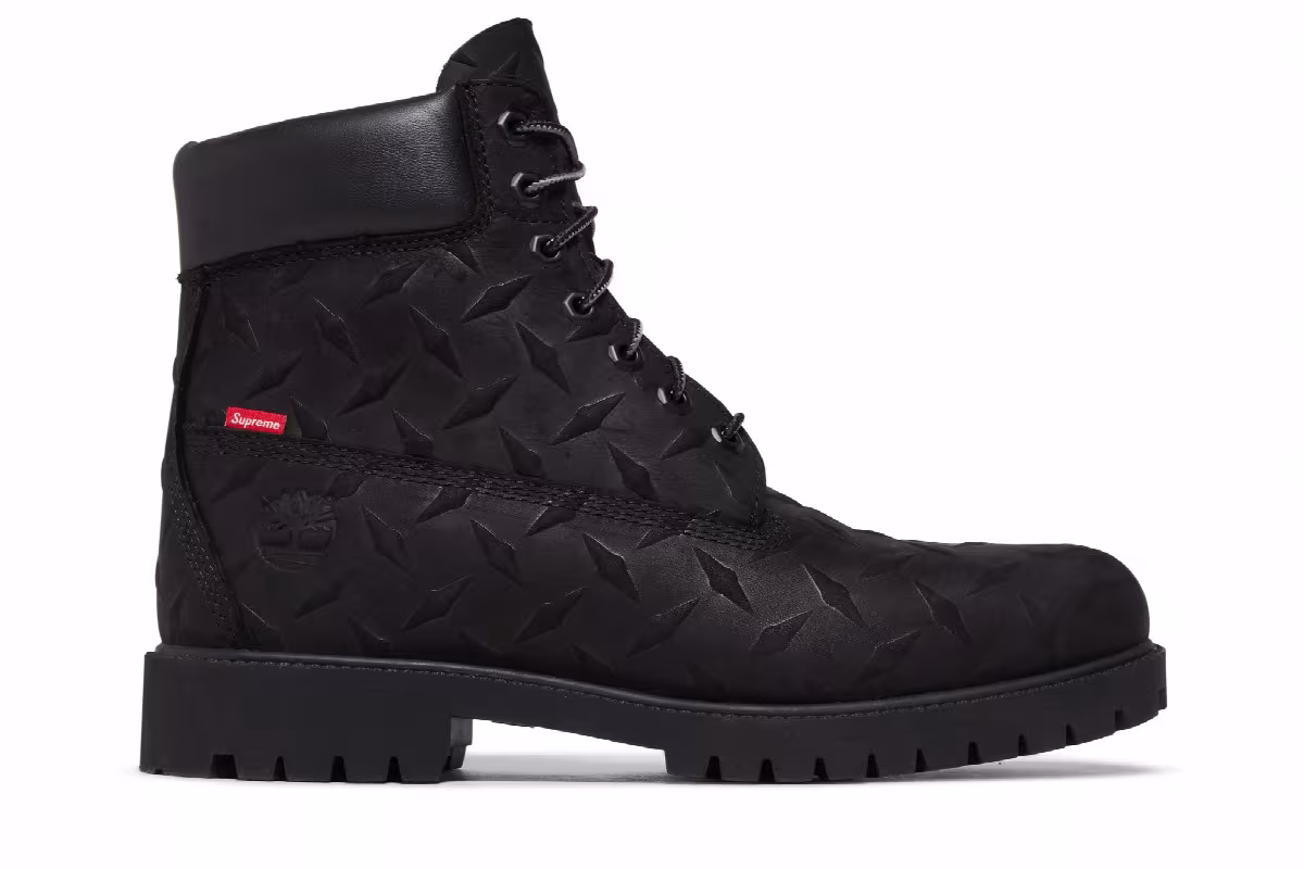 Supreme x Timberland 6 Inch Premium Waterproof Boot Embossed Diamond Plate - Black, view 2
