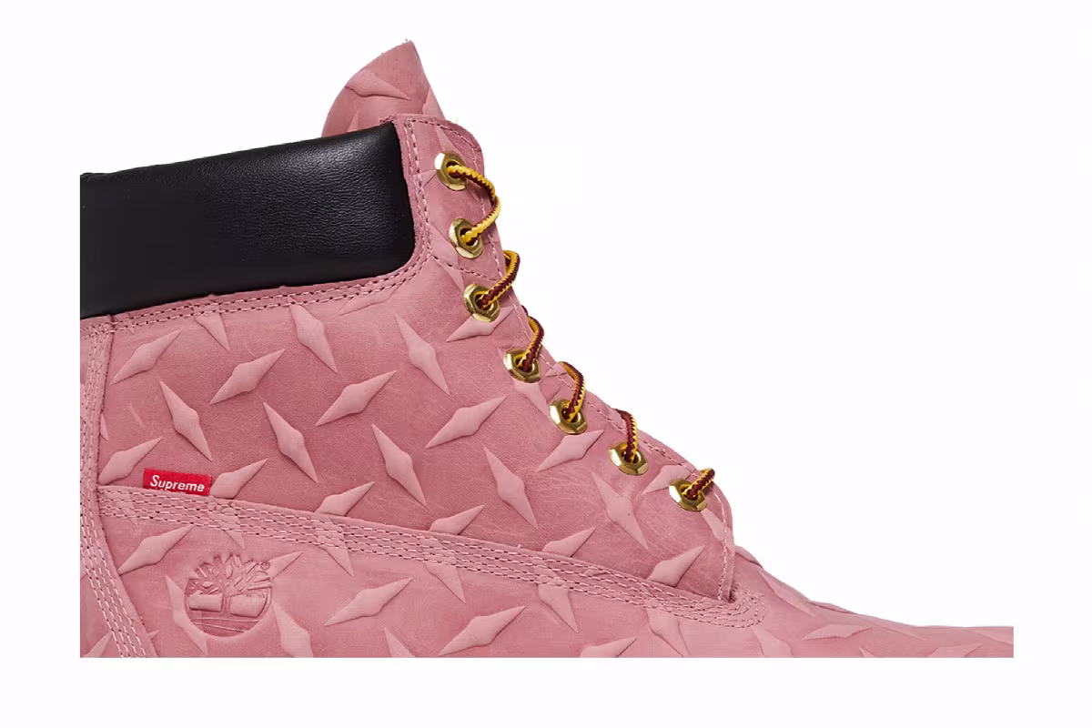 Supreme x Timberland 6 Inch Premium Waterproof Boot Embossed Diamond Plate - Pink, view 3