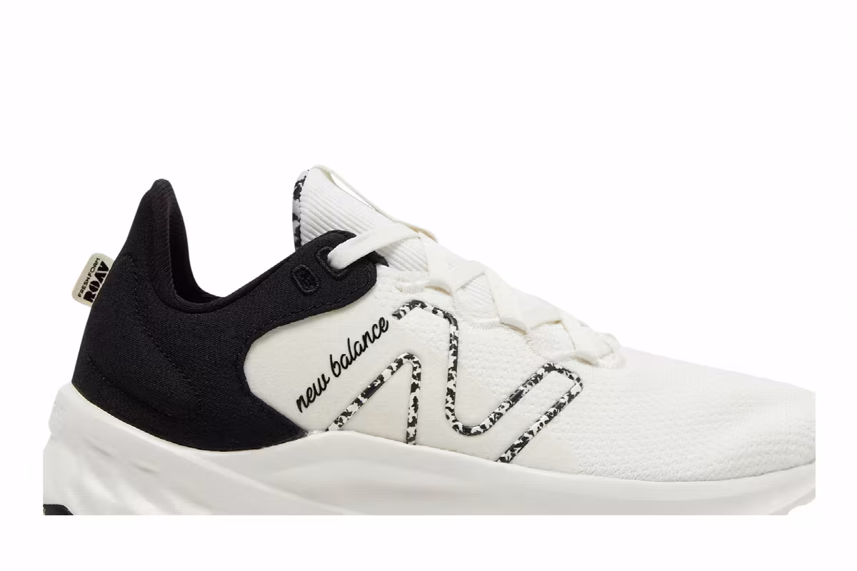 New Balance Women's Fresh Foam Roav v2 Wide Sea Salt, view 3