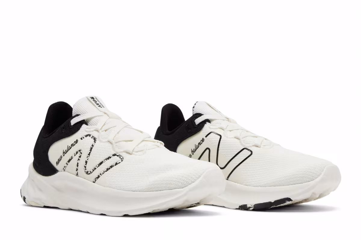 New Balance Women's Fresh Foam Roav v2 Wide Sea Salt, view 9