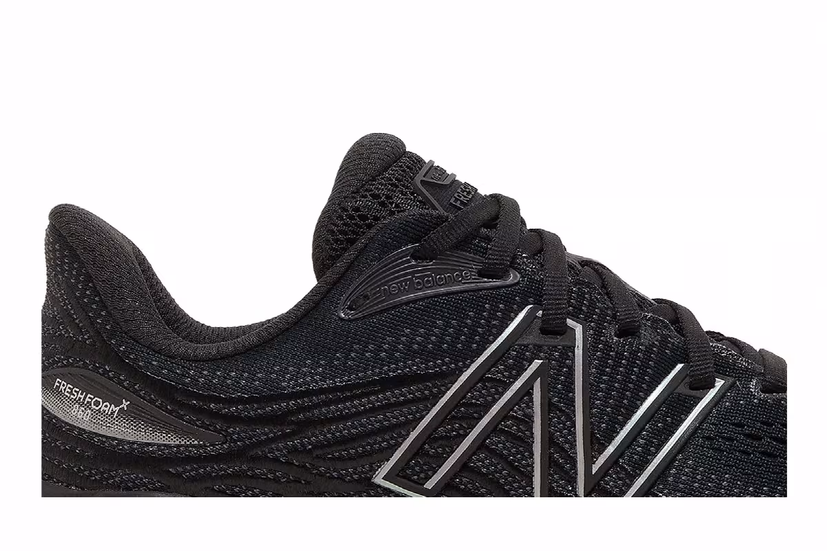 New Balance Women's Fresh Foam X 860v12 Black White, view 3