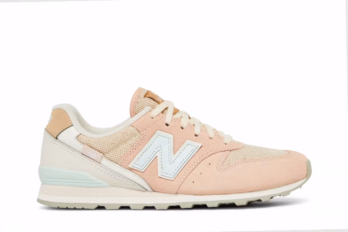 New Balance Women's 996 Rose, view 2