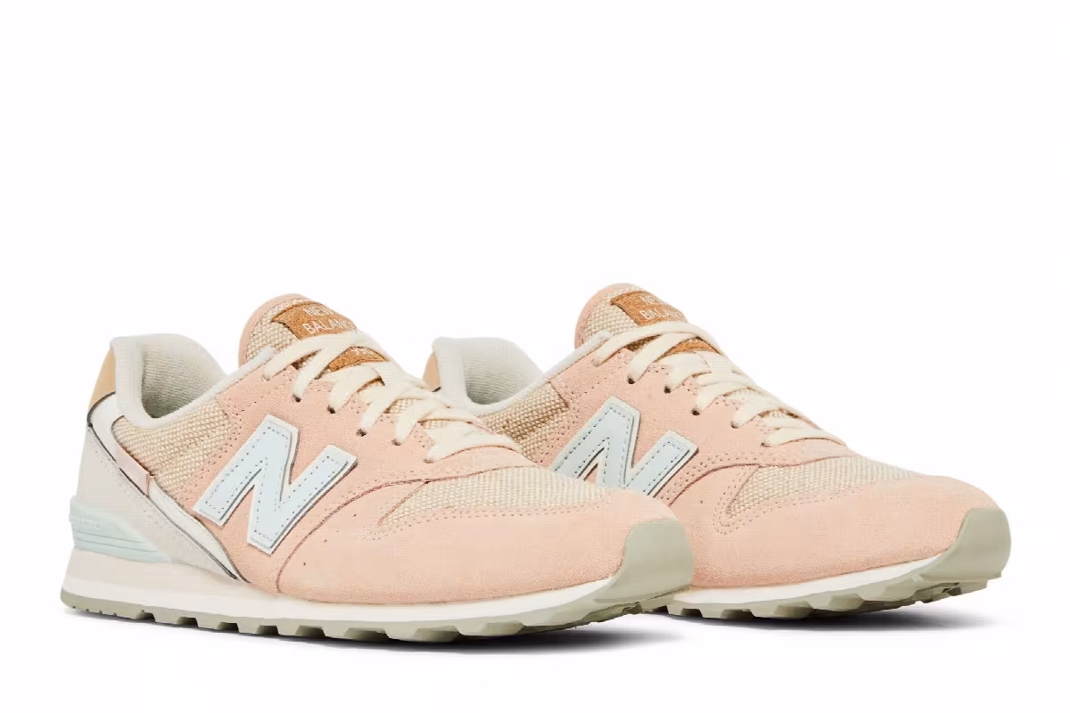 New Balance Women's 996 Rose, view 9