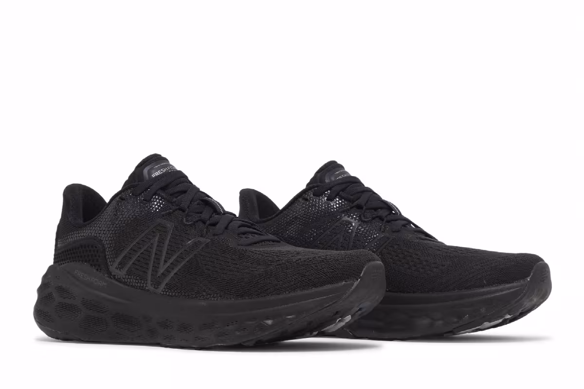 New Balance Fresh Foam More v3 Black, view 9