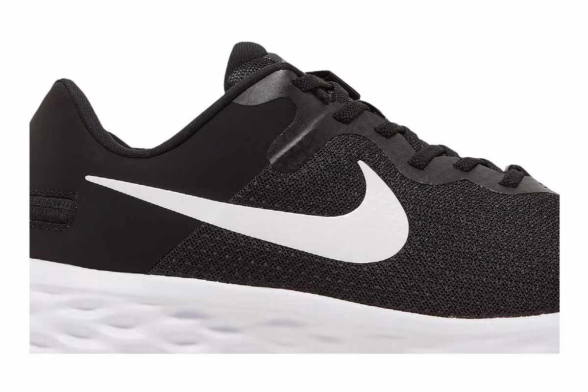 Nike Revolution 6 FlyEase Next Nature Black White, view 3