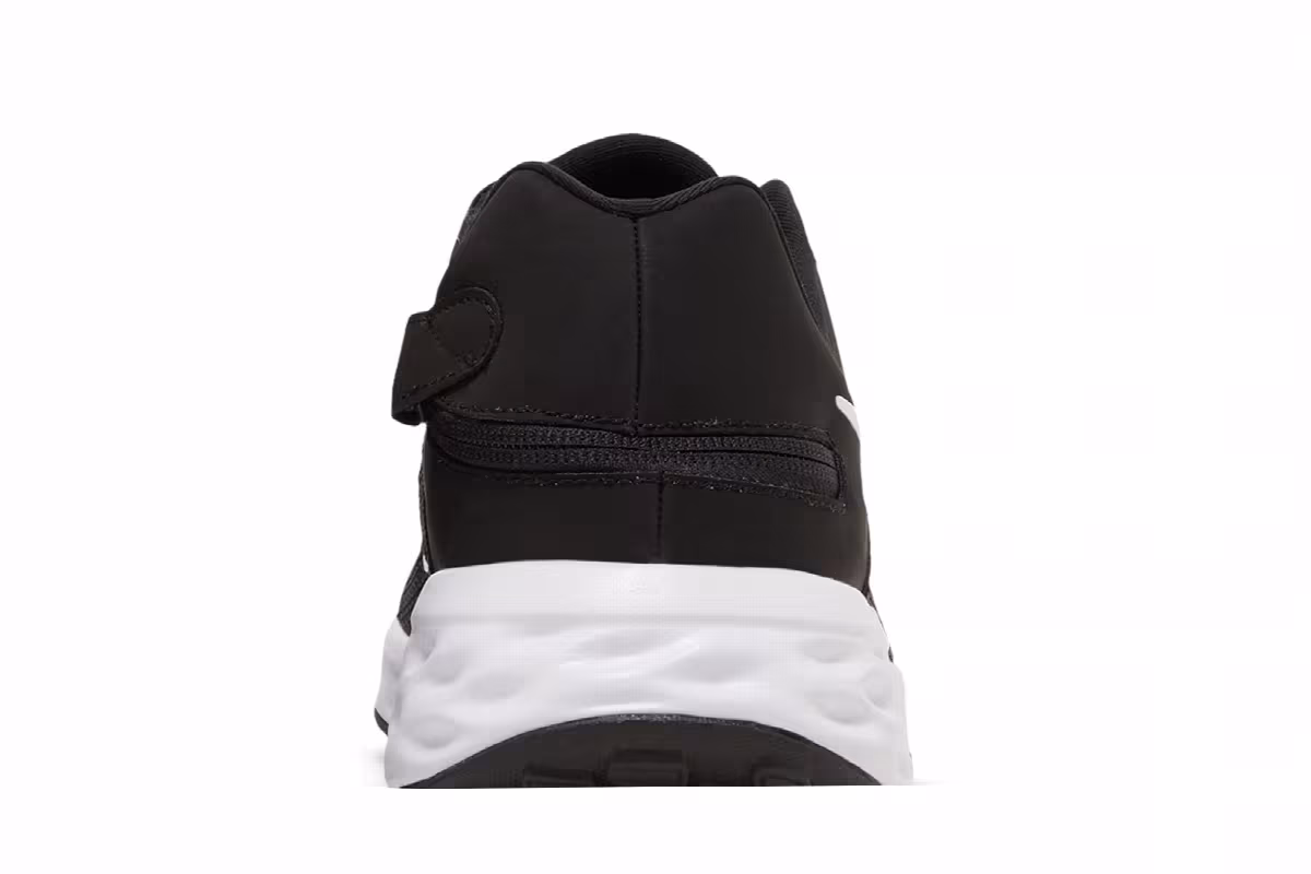 Nike Revolution 6 FlyEase Next Nature Black White, view 8