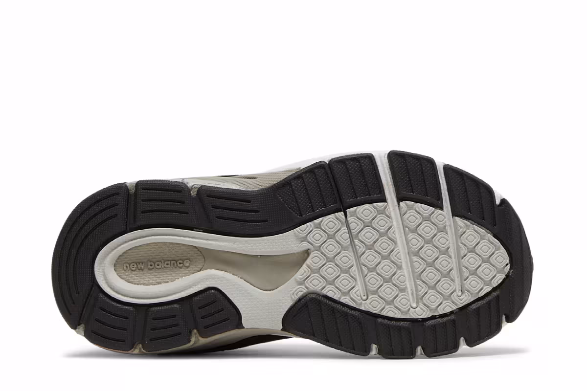 New Balance 990v3 Toddler Wide Black, view 5
