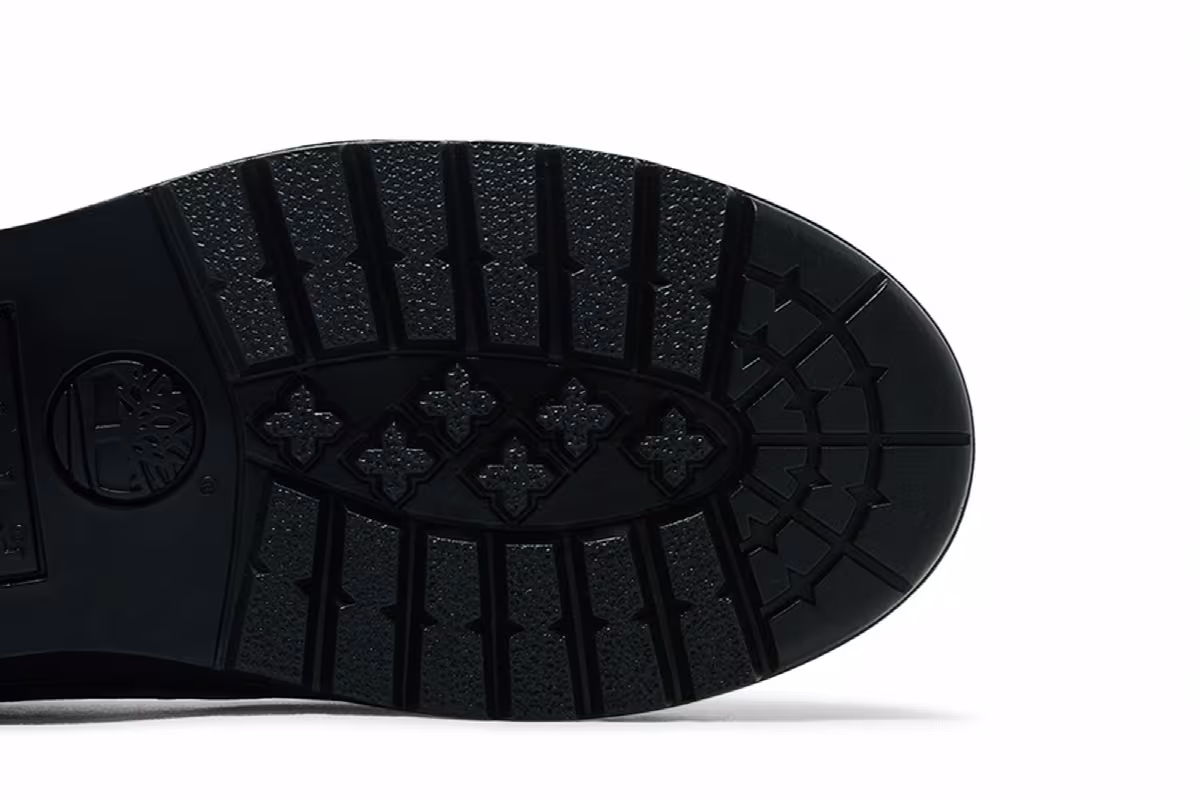 Supreme x Timberland Field Boot GORE-TEX Black, view 6