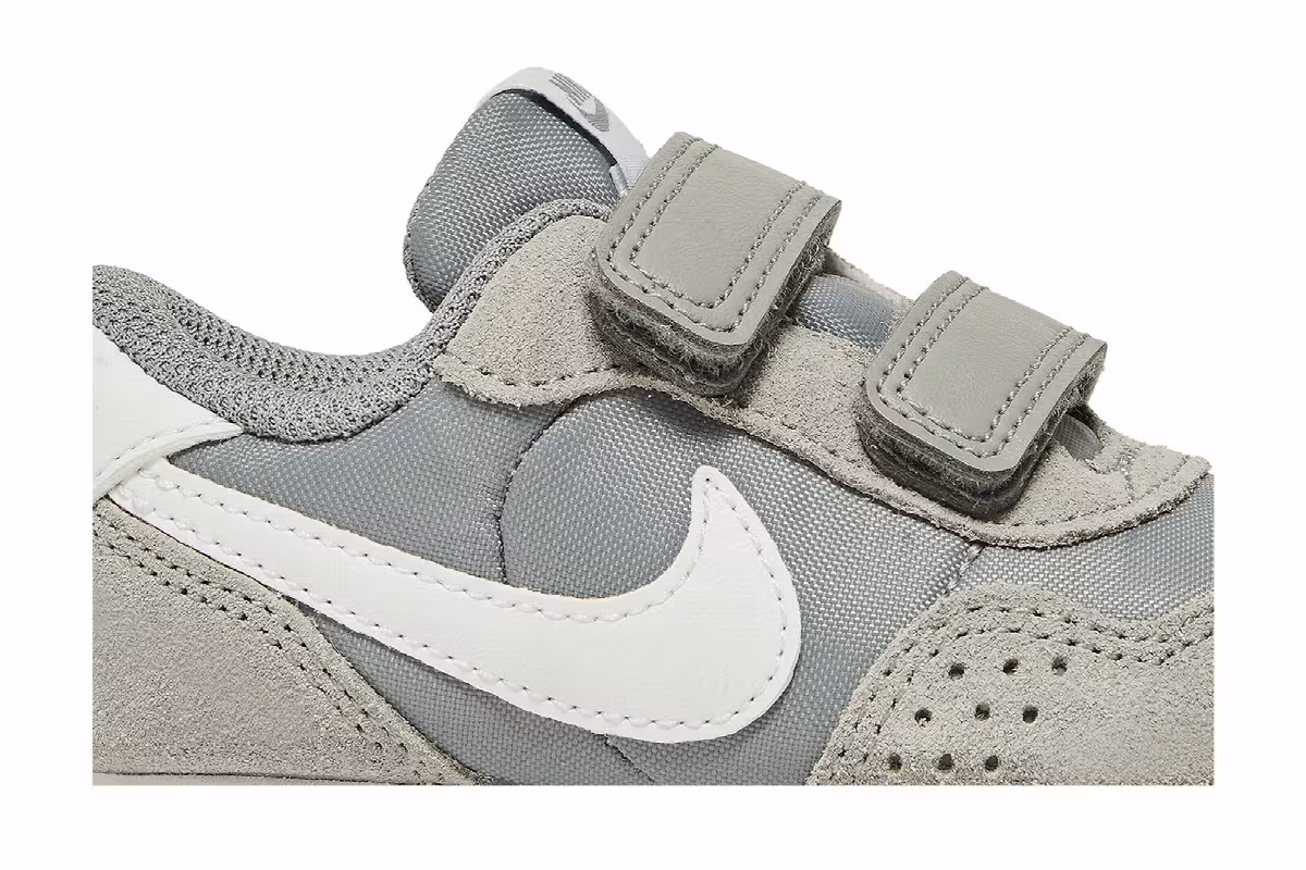 Nike MD Valian TD Particle Grey, view 3