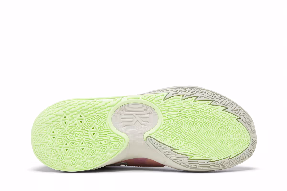 Nike Kyrie Low 5 EP Orchid, view 5