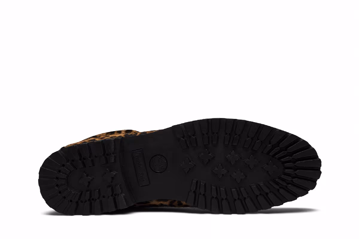 Supreme x Timberland 3-Eye Classic Lug Cheetah Print, view 5