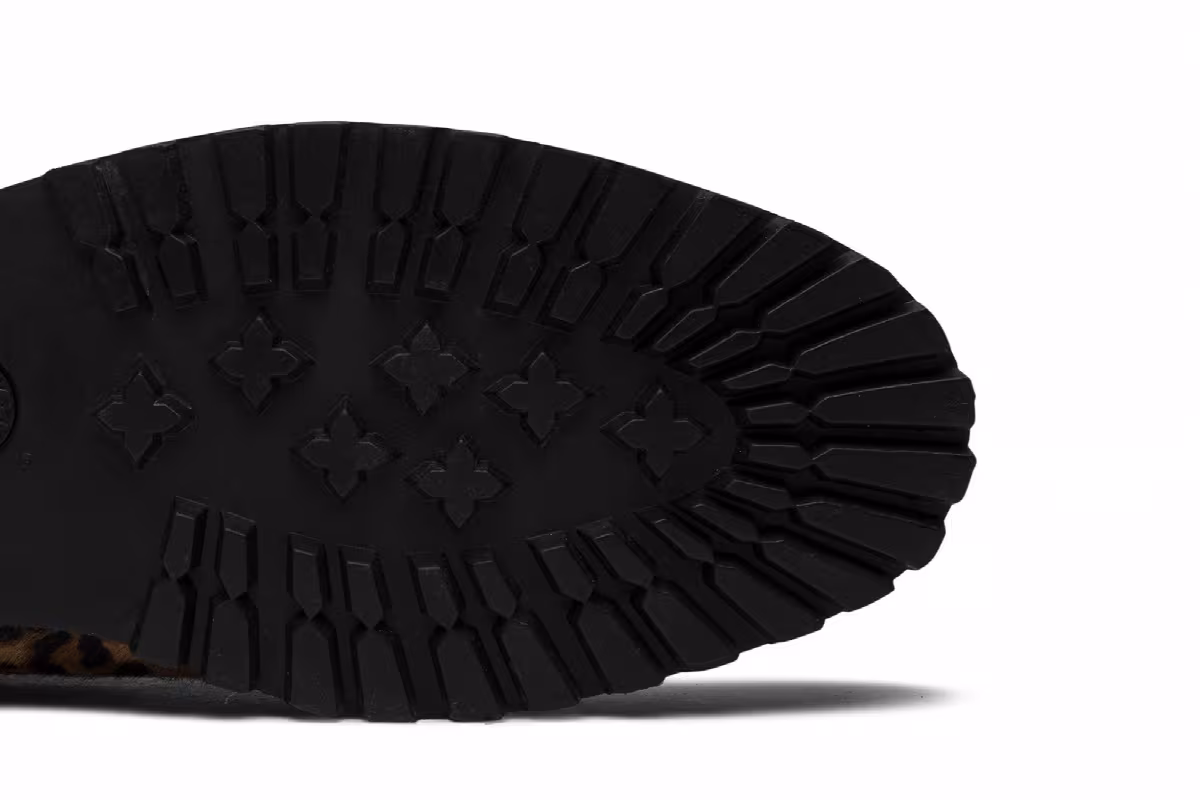 Supreme x Timberland 3-Eye Classic Lug Cheetah Print, view 6