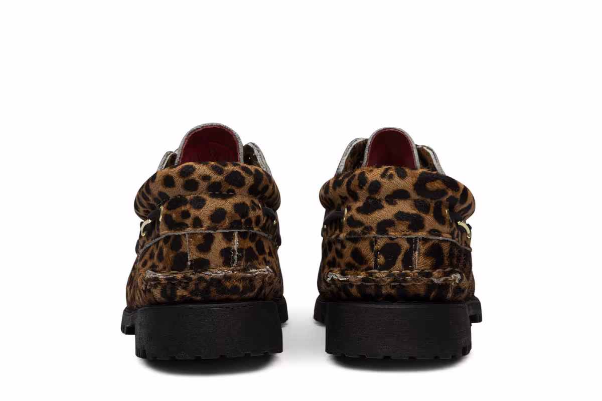 Supreme x Timberland 3-Eye Classic Lug Cheetah Print, view 7