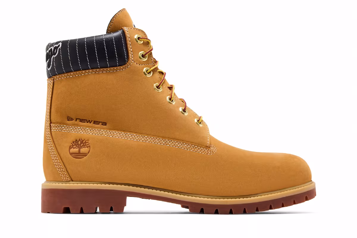 MLB x New Era x Timberland 6 Inch Waterproof Boot White Sox, view 2