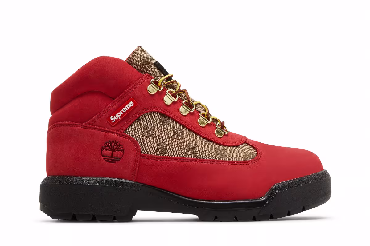 Supreme x New York Yankees x Timberland Field Boot Red, view 2
