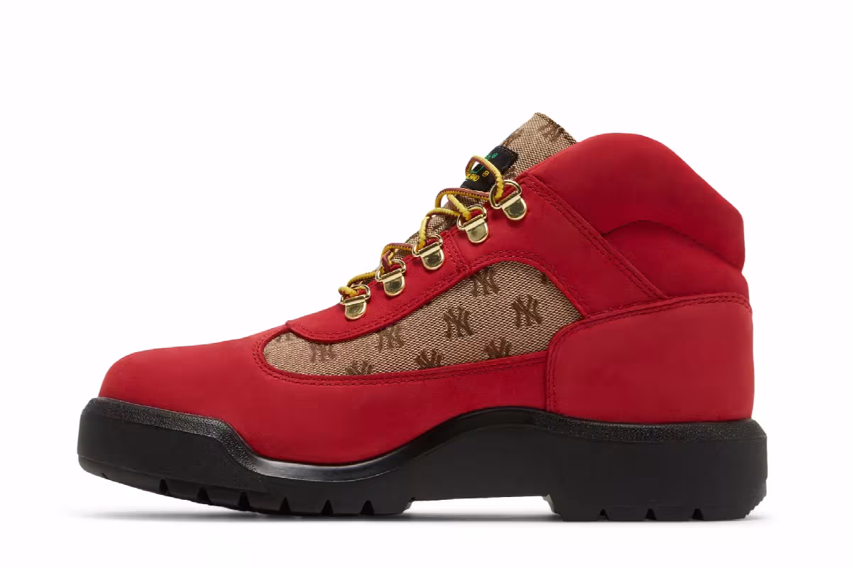 Supreme x New York Yankees x Timberland Field Boot Red, view 4