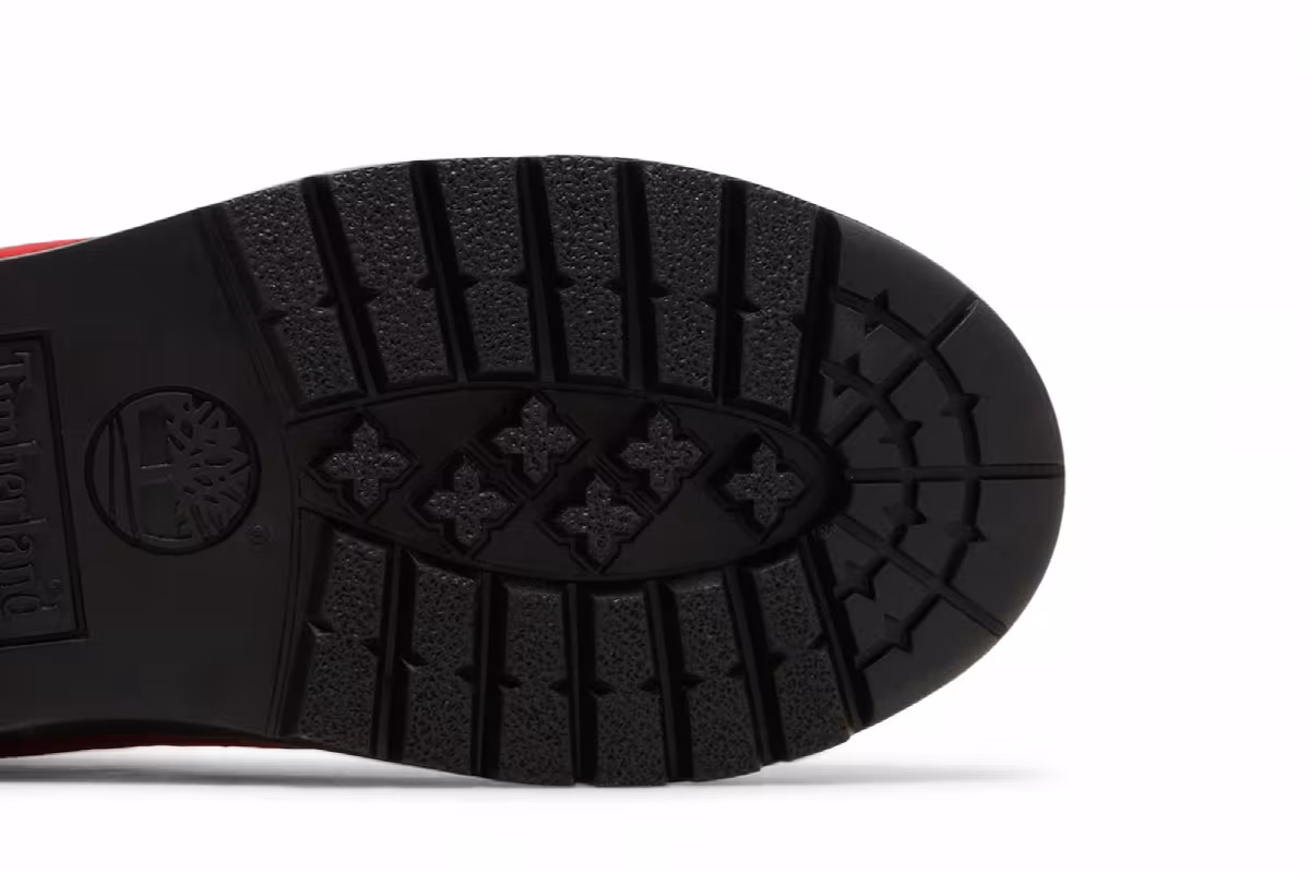 Supreme x New York Yankees x Timberland Field Boot Red, view 6