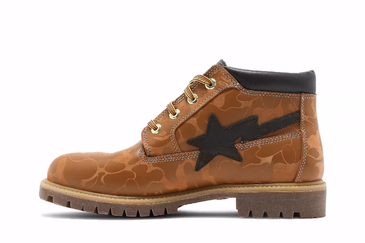 BAPE x Timberland Chukka Classic Boot Wheat, view 4