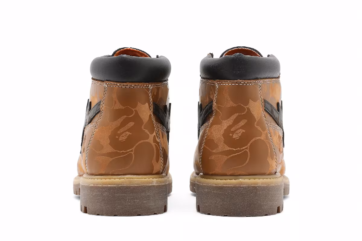 BAPE x Timberland Chukka Classic Boot Wheat, view 7