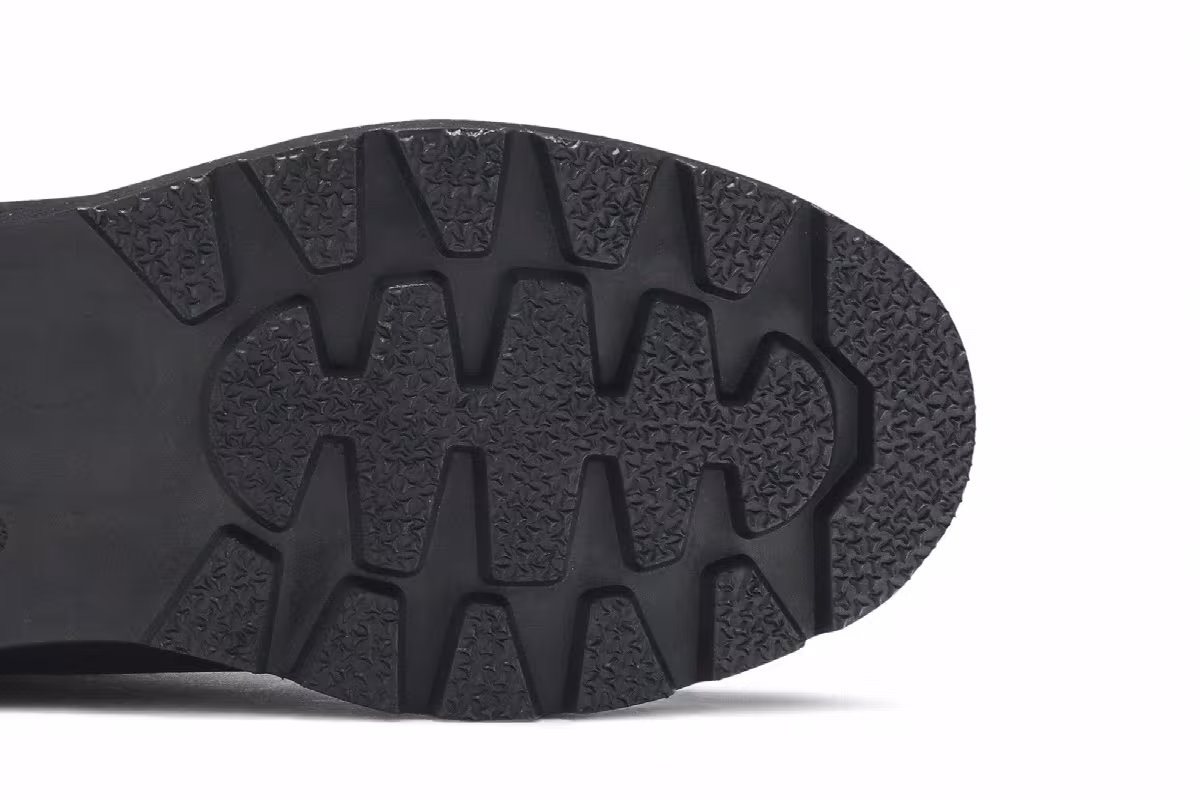 Timberland 6 Inch Classic Waterproof Boot Black Nubuck, view 6