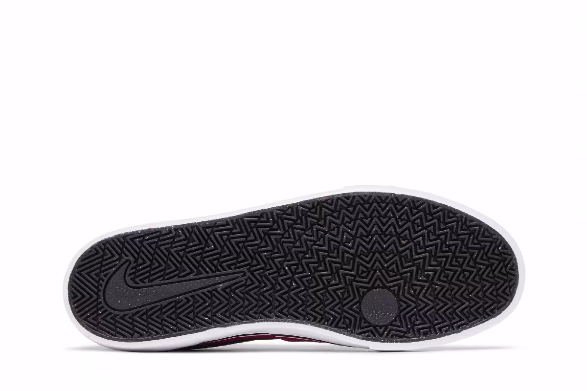 Nike Chron 2 SB Dynamic Berry, view 5