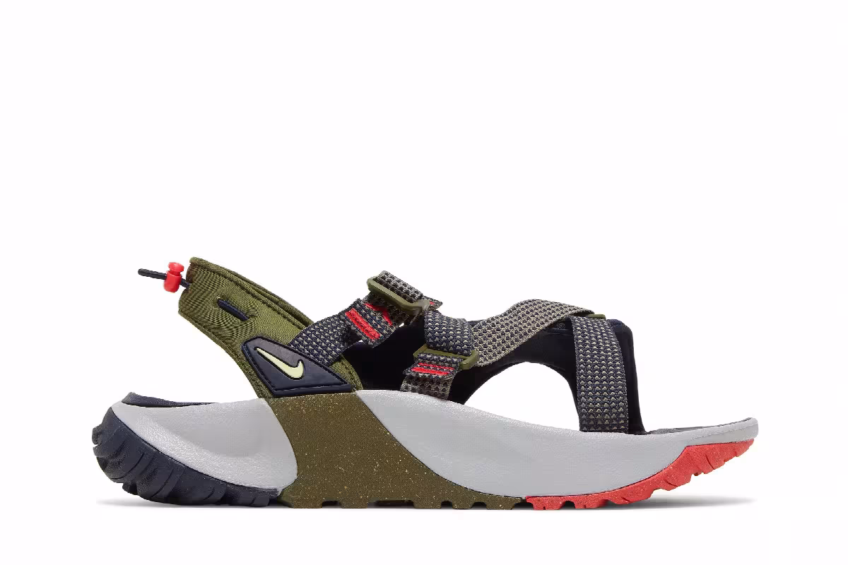 Nike Oneonta Sandal Rough Green Obsidian, view 2