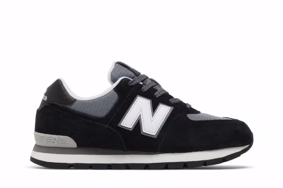 New Balance 574 Big Kid Wide Black White, view 2