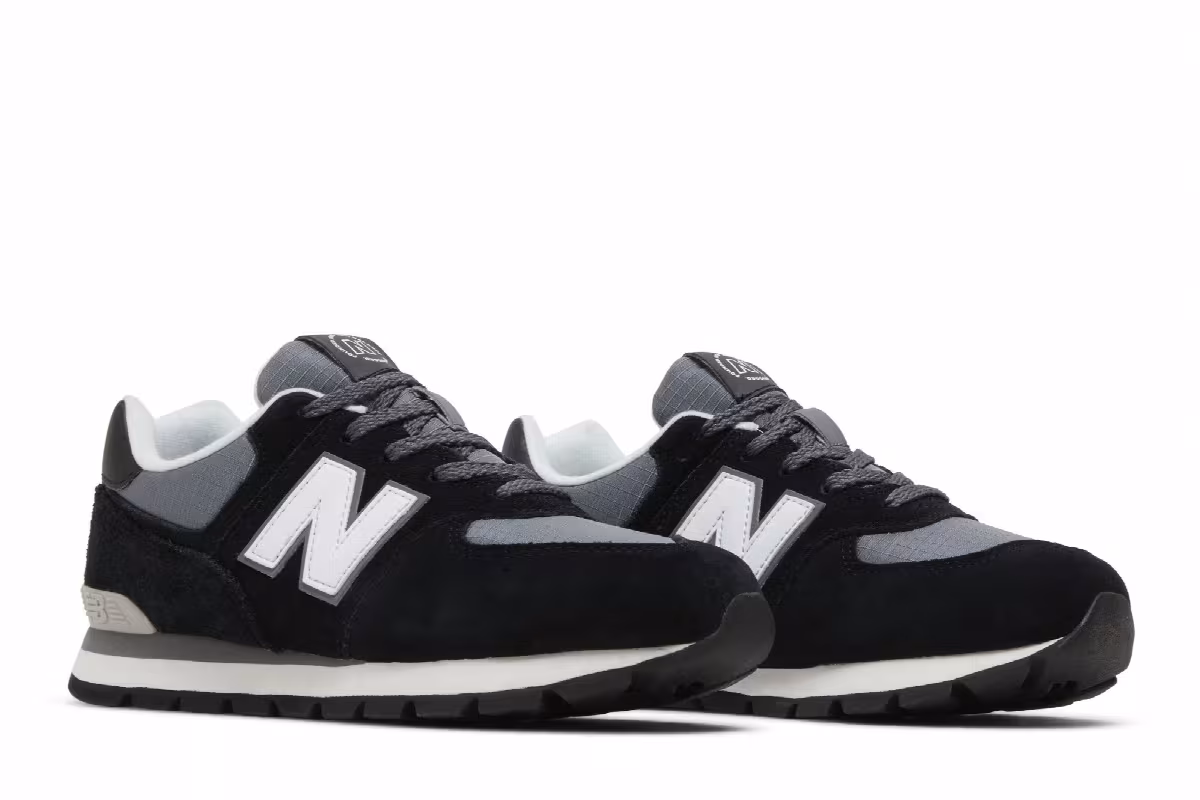 New Balance 574 Big Kid Wide Black White, view 9
