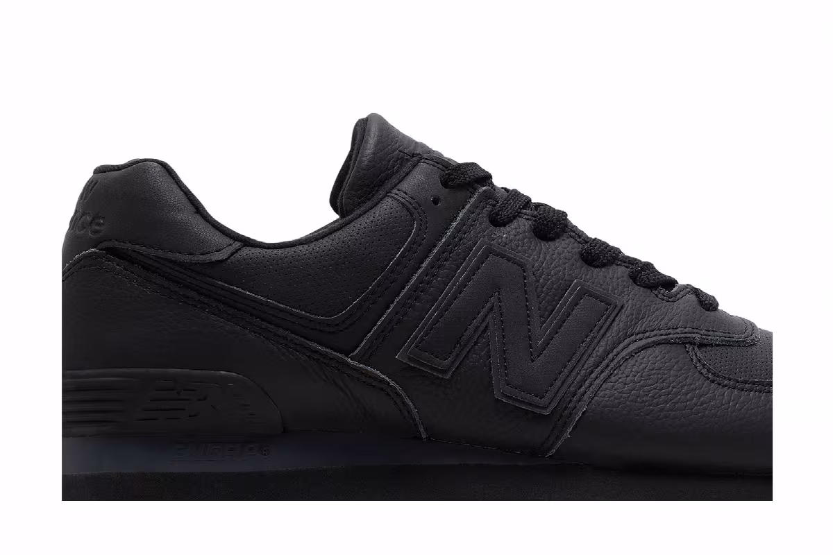 New Balance 574 Black Phantom Gum, view 3