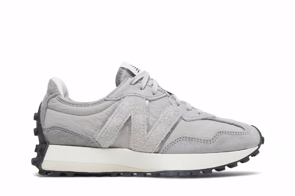 New Balance Women's 327 Slate Grey, view 2