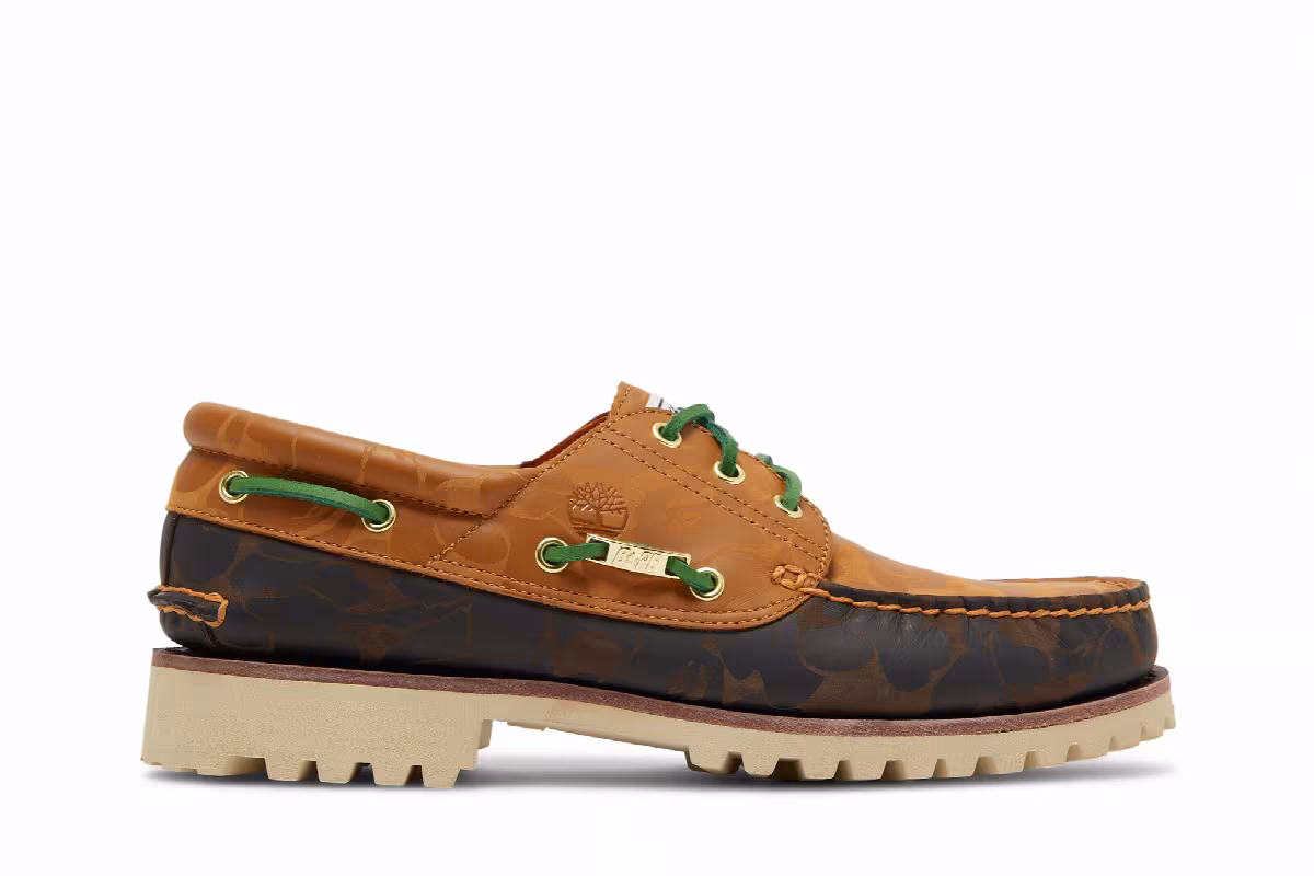 BAPE x Timberland 3-Eye Classic Wheat Camo, view 2